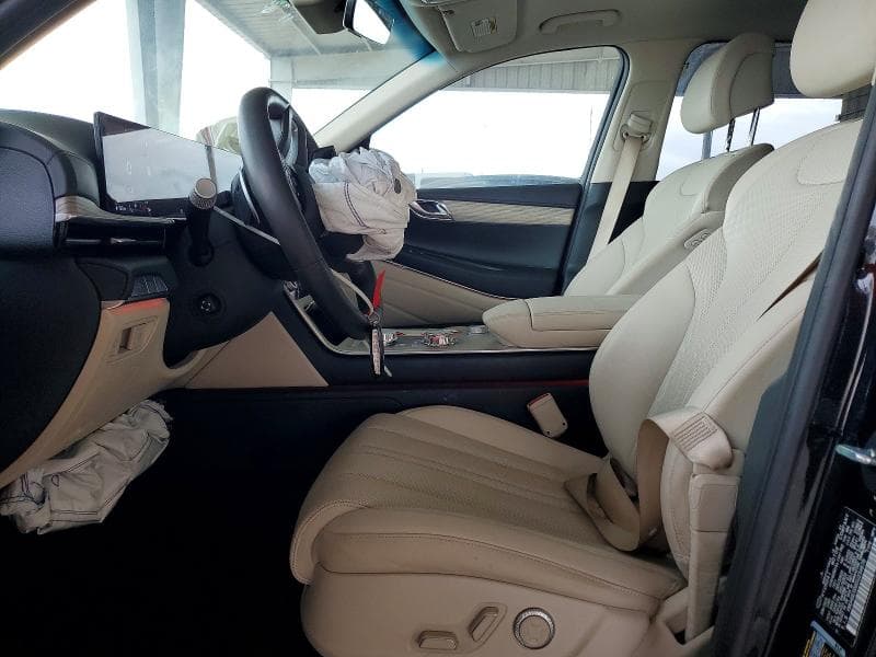 2025 GENESIS GV80 SELECT 7