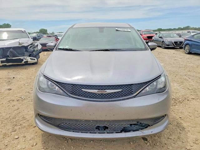 2021 CHRYSLER VOYAGER LX 5
