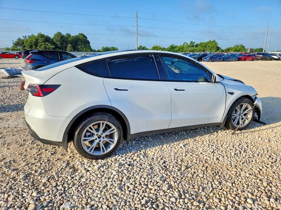 2022 TESLA MODEL Y 3
