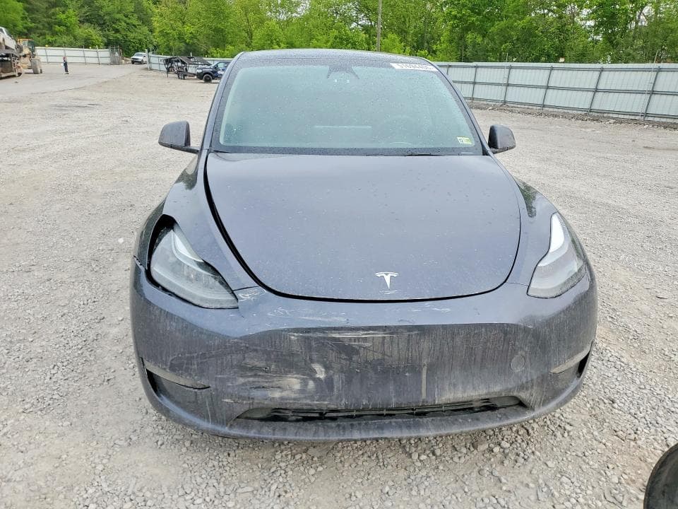 2023 TESLA MODEL Y 5