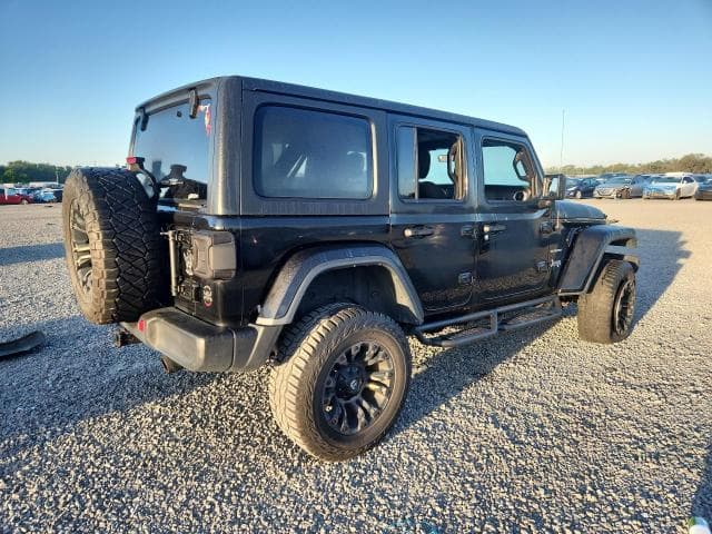 2018 JEEP WRANGLER UNLIMITED SAHARA 3