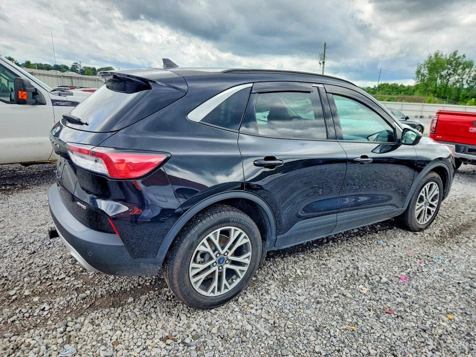 2021 FORD ESCAPE SEL 3
