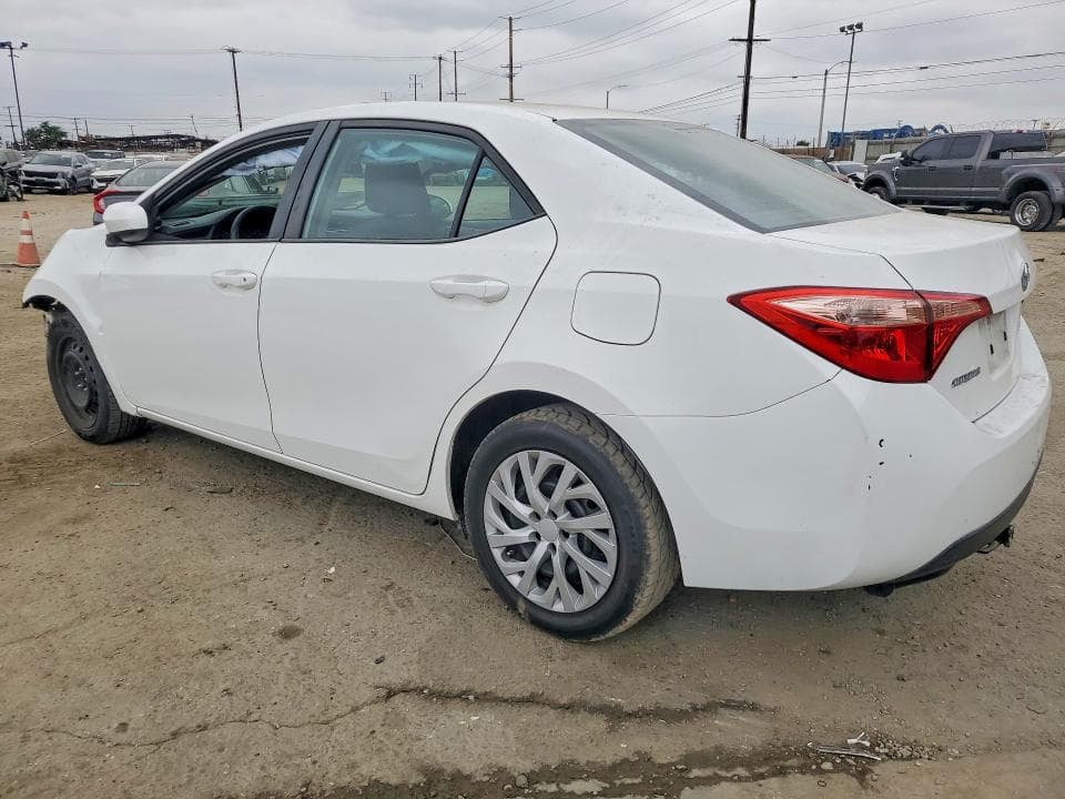 2017 TOYOTA COROLLA LE 2