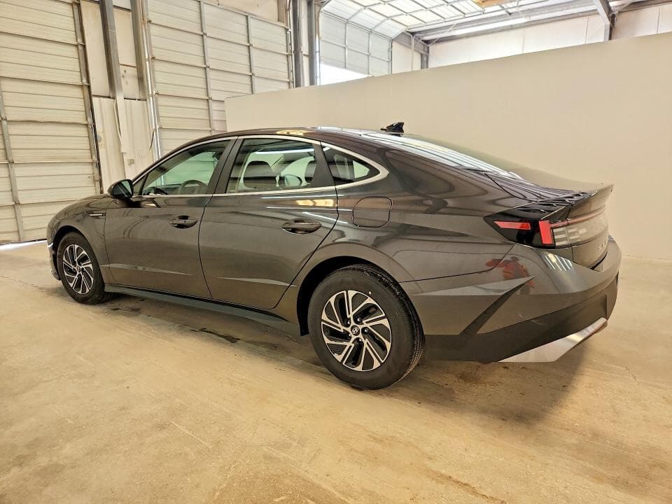 2026 HYUNDAI SONATA HYBRID BLUE 2