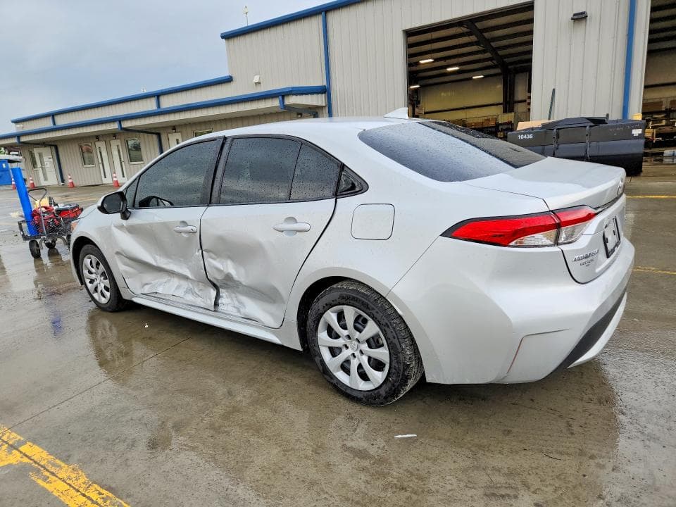 2022 TOYOTA COROLLA LE 2