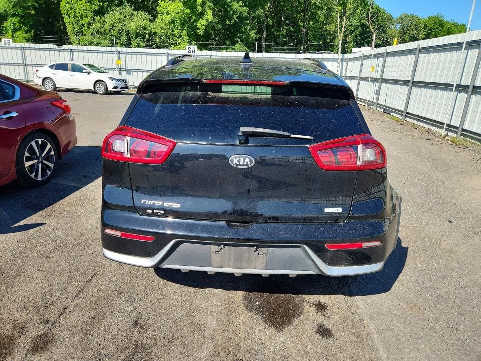 2017 KIA NIRO EX 6