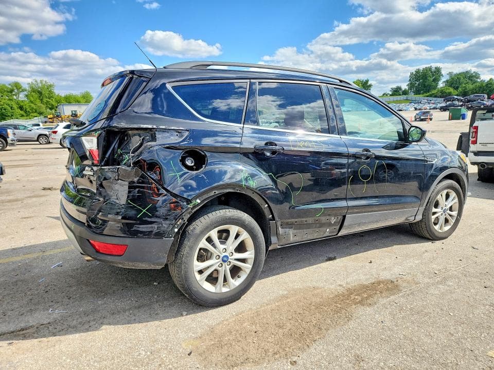 2018 FORD ESCAPE SE 3