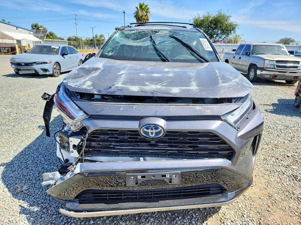 2024 TOYOTA RAV4 XSE 5