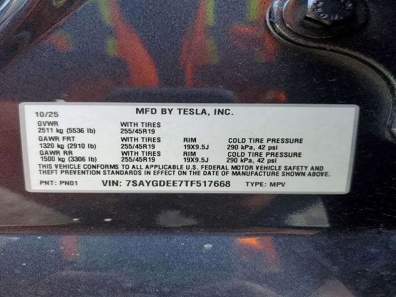 2026 TESLA MODEL Y 14