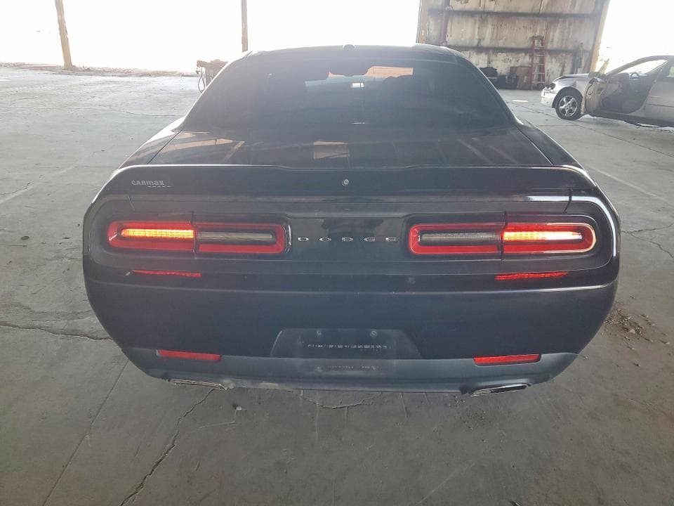 2018 DODGE CHALLENGER SXT 6