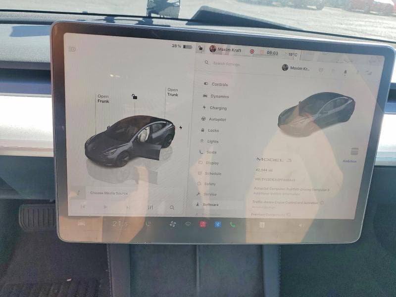 2023 TESLA MODEL 3 9