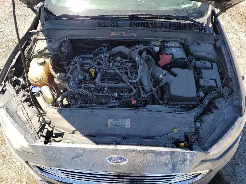 2019 FORD FUSION SE 11