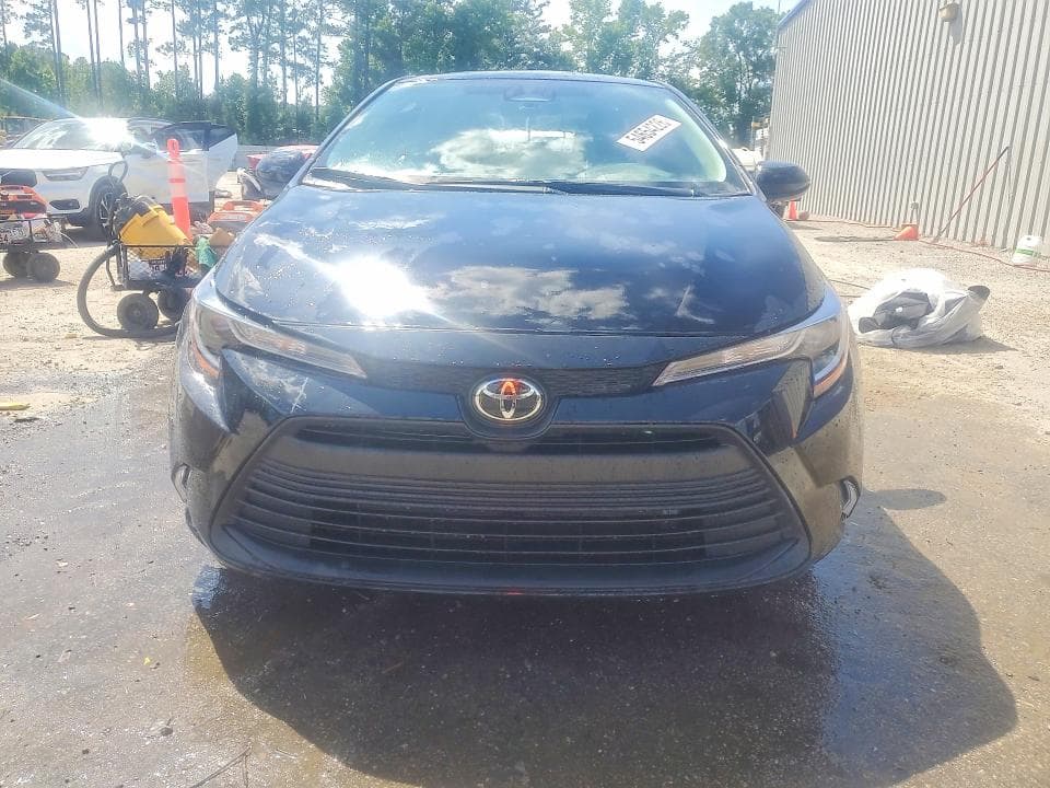 2026 TOYOTA COROLLA LE 5