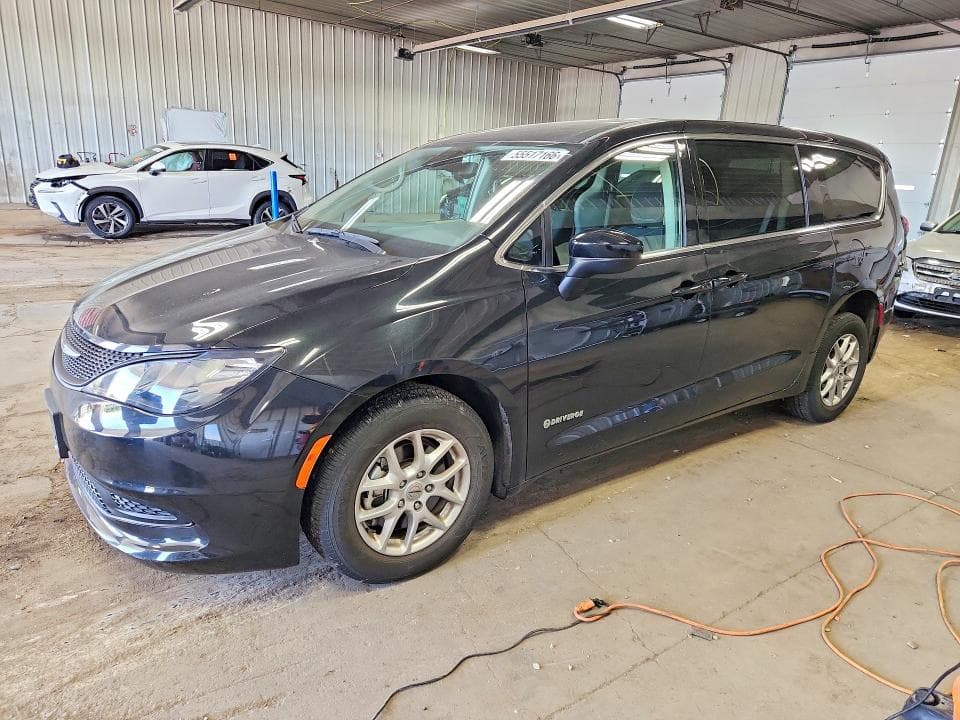 2024 CHRYSLER VOYAGER LX