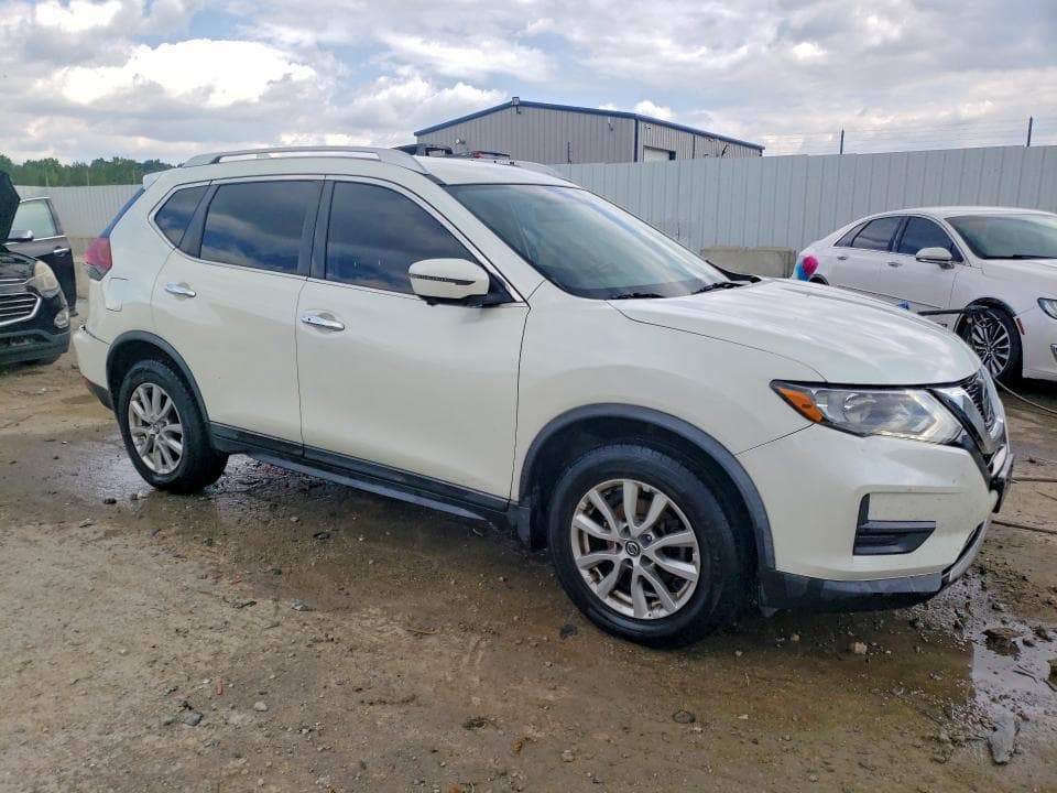 2018 NISSAN ROGUE SV 4