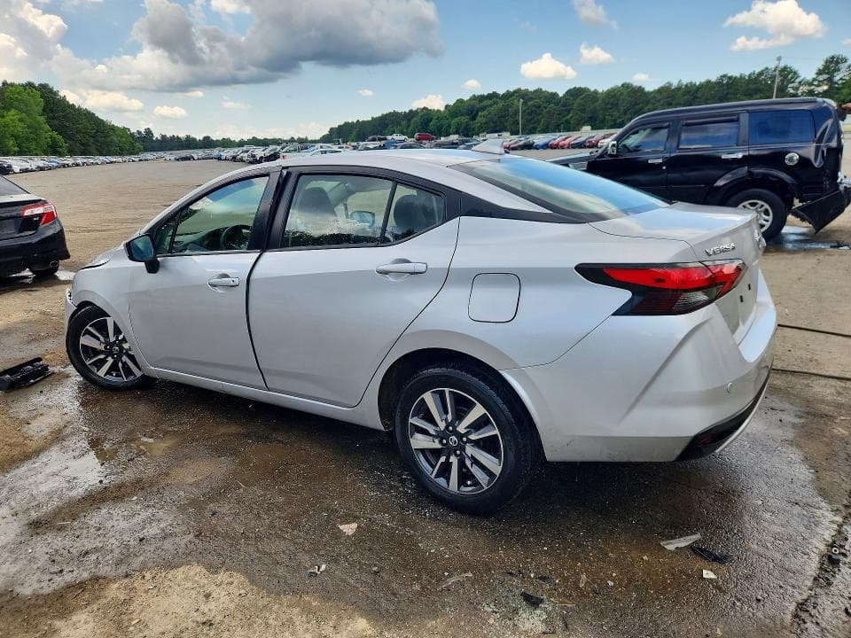 2021 NISSAN VERSA SV 2