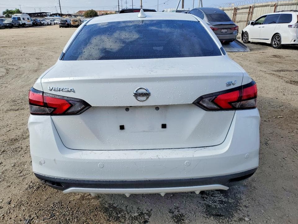 2021 NISSAN VERSA SV 6