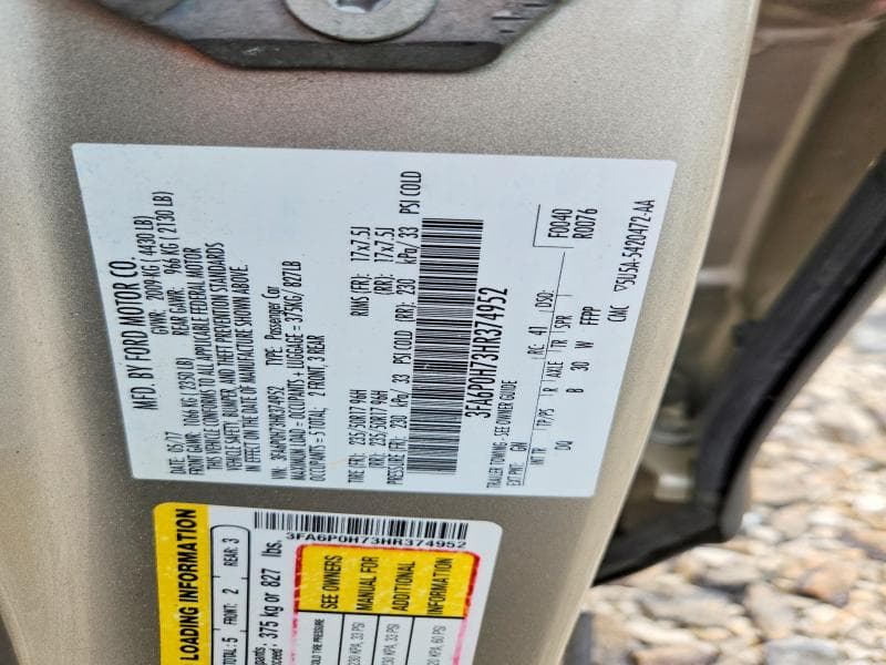 2017 FORD FUSION SE 12
