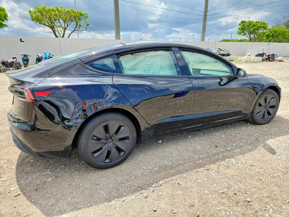 2024 TESLA MODEL 3 3