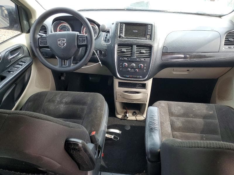 2018 DODGE GRAND CARAVAN SE 16