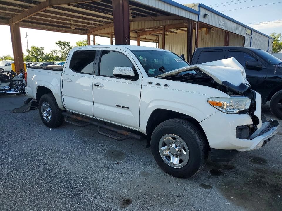 2017 TOYOTA TACOMA SR 4