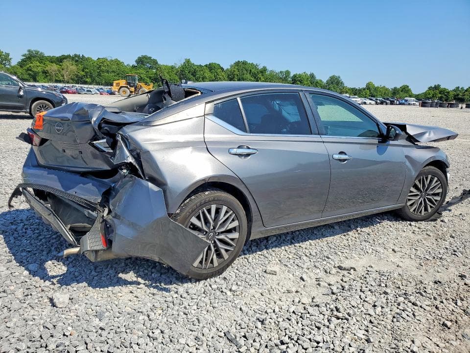 2024 NISSAN ALTIMA SV 3