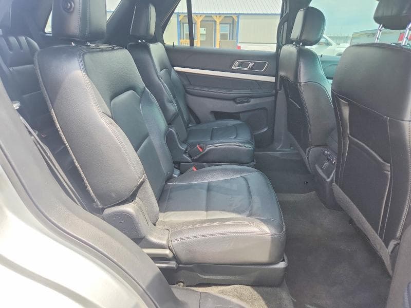 2017 FORD EXPLORER XLT 10