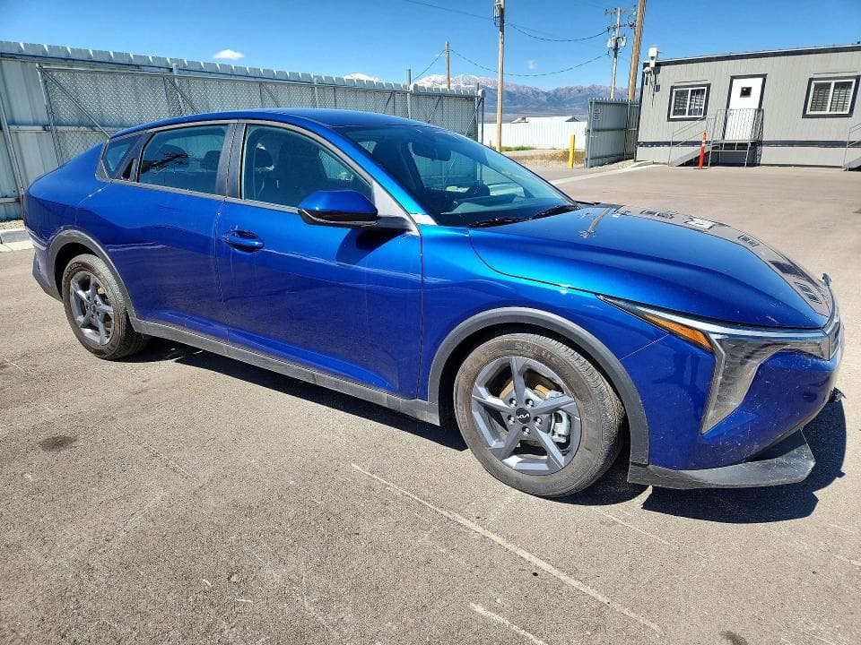 2025 KIA K4 LXS 4