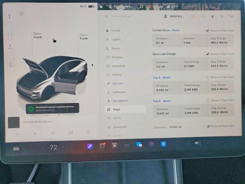 2026 TESLA MODEL Y 9