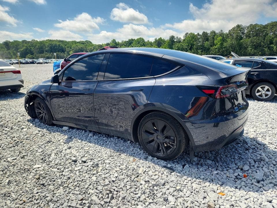 2025 TESLA MODEL Y 2