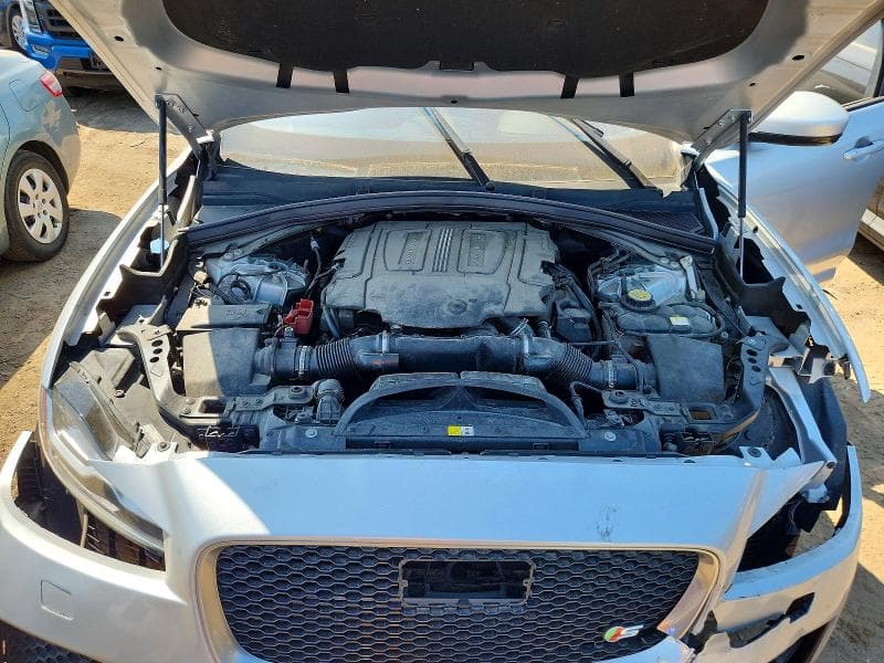 2019 JAGUAR F-PACE S 11