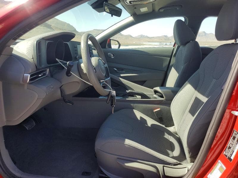 2021 HYUNDAI ELANTRA SE 7