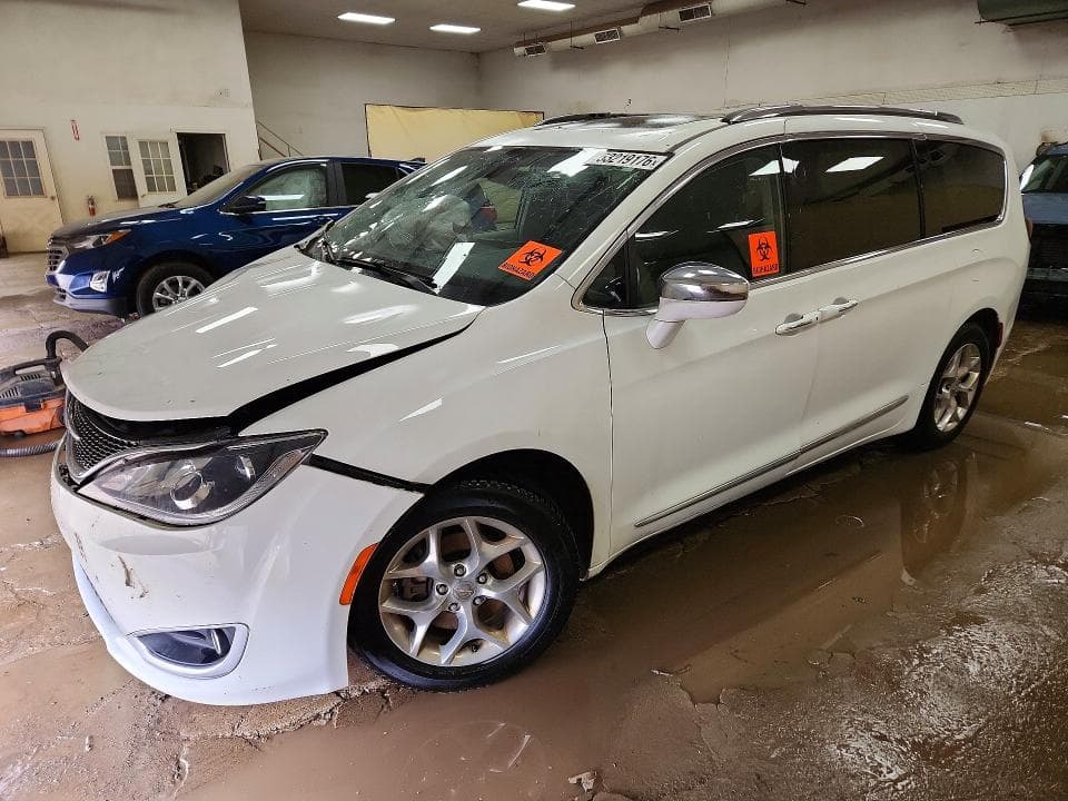 2019 CHRYSLER PACIFICA LIMITED