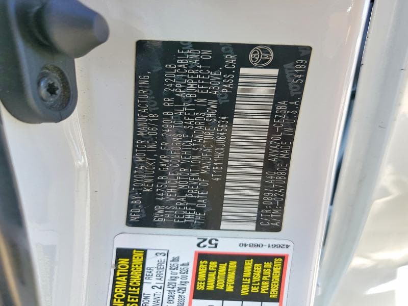 2018 TOYOTA CAMRY XLE 12