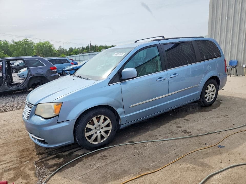 2013 CHRYSLER TOWN & COUNTRY TOURING