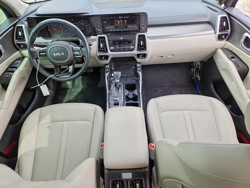 2022 KIA SORENTO SX 8