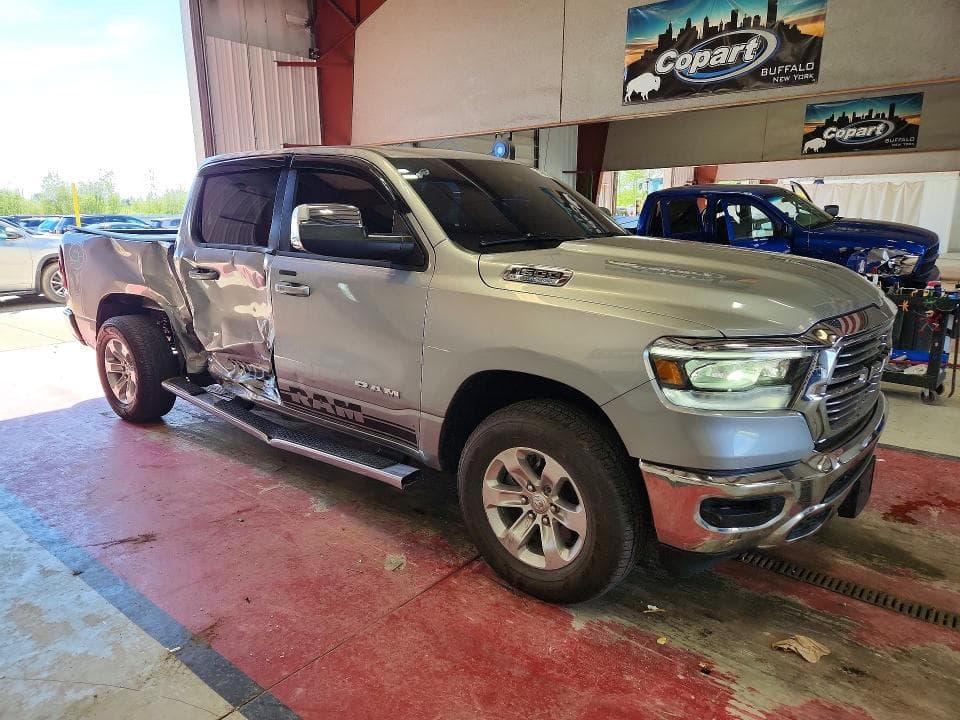 2024 RAM 1500 LARAMIE 4