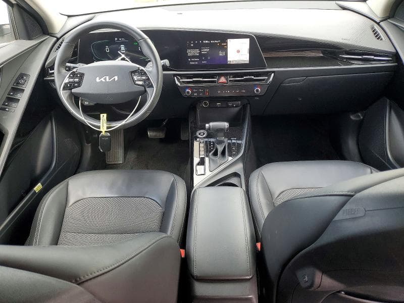 2023 KIA NIRO EX 8