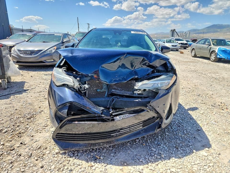2017 TOYOTA COROLLA LE 5