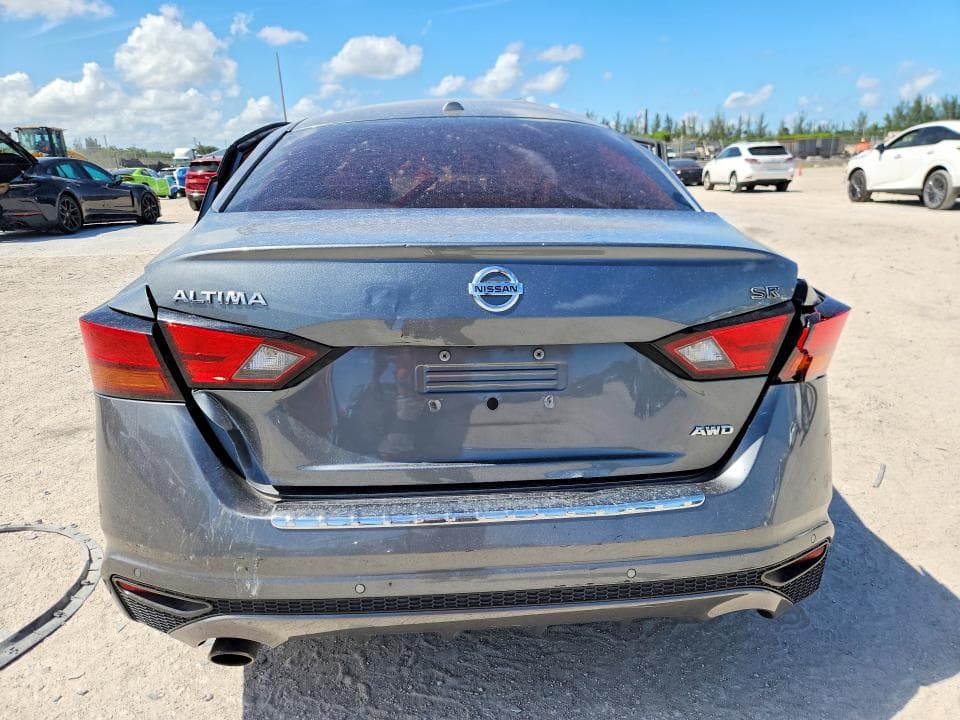 2020 NISSAN ALTIMA SR 6