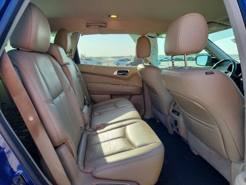 2017 NISSAN PATHFINDER SL 11