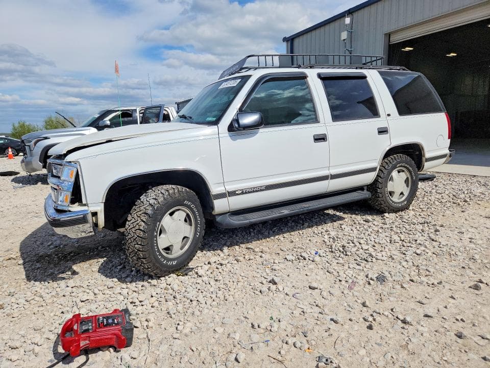 1998 CHEVROLET TAHOE - 1
