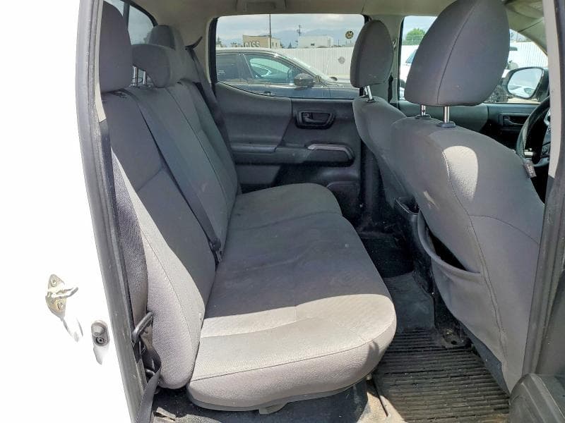 2020 TOYOTA TACOMA SR5 V6 10