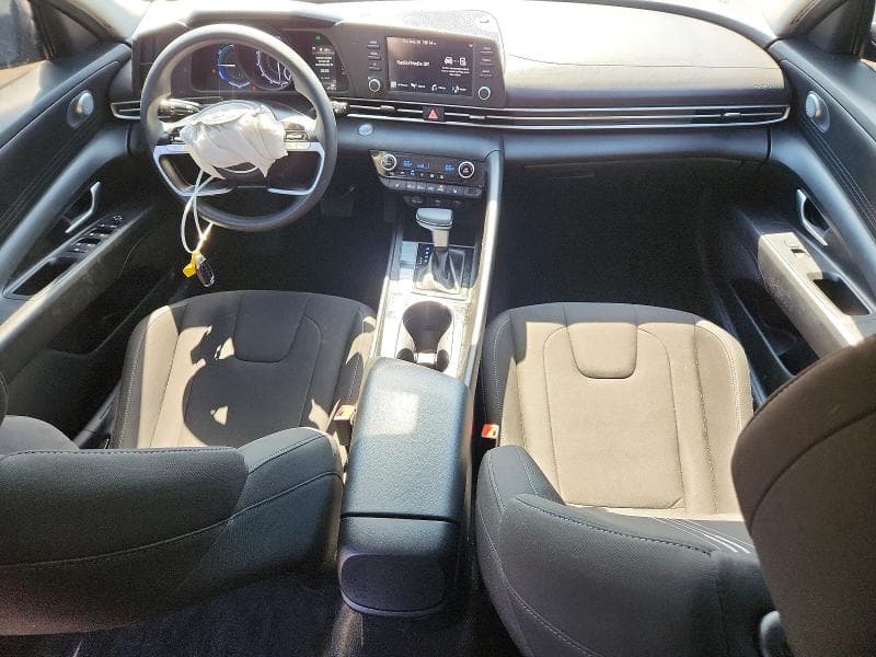 2022 HYUNDAI ELANTRA BLUE 8
