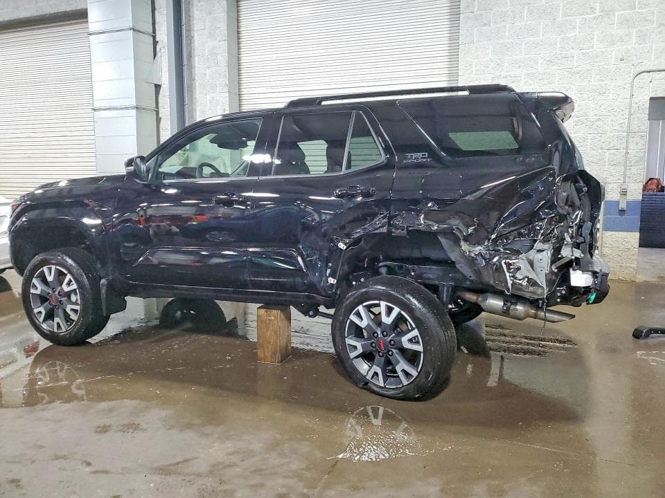 2026 TOYOTA 4RUNNER TRD SPORT 2