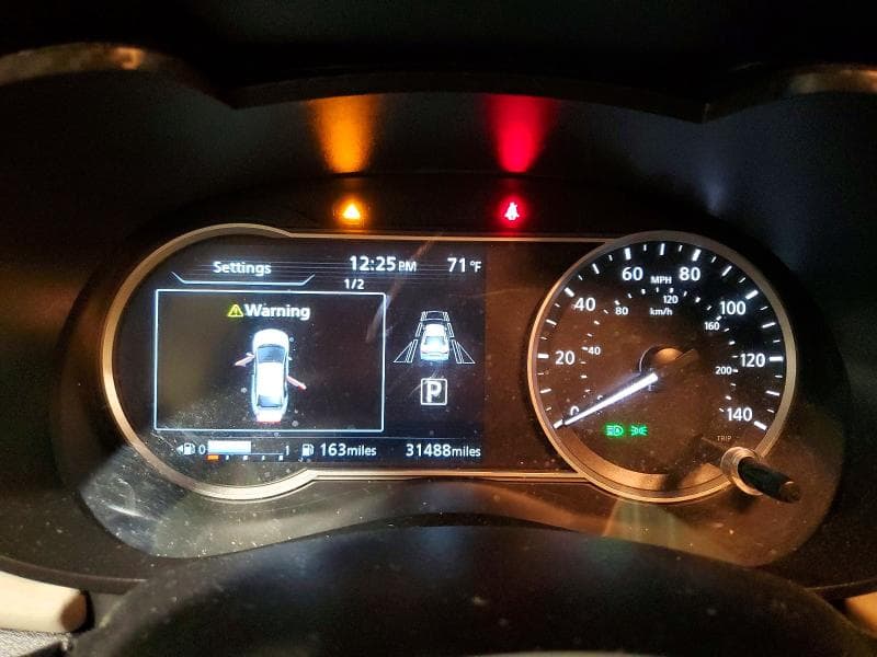 2020 NISSAN VERSA SV 9