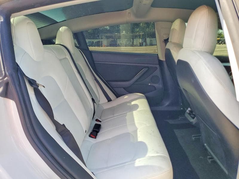 2022 TESLA MODEL 3 10