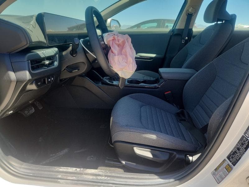 2025 KIA K4 EX 7