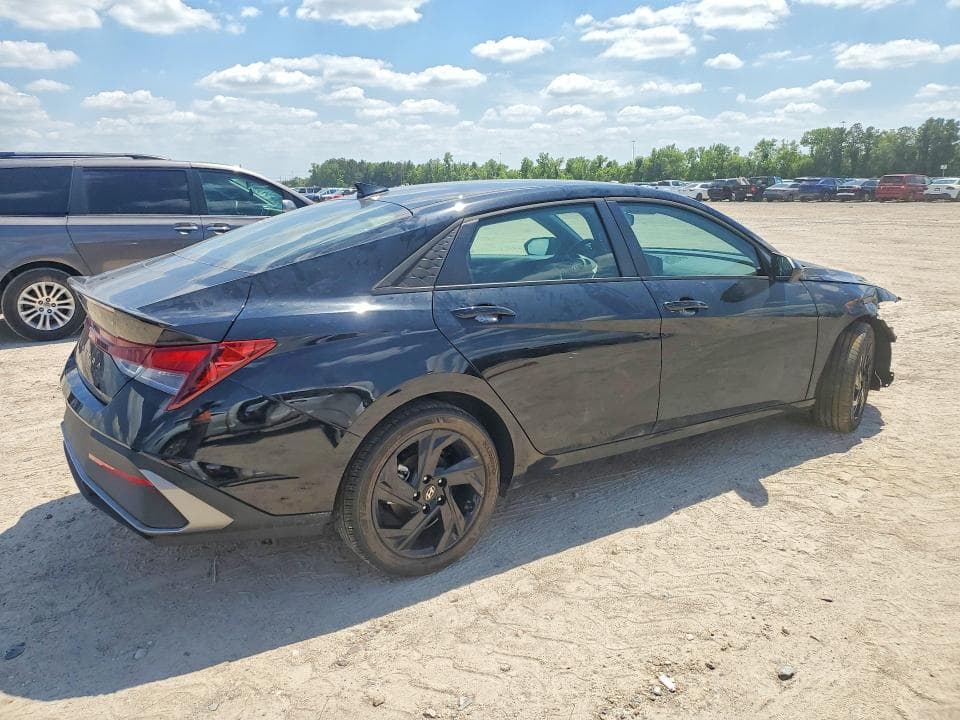 2026 HYUNDAI ELANTRA SEL SPORT 3