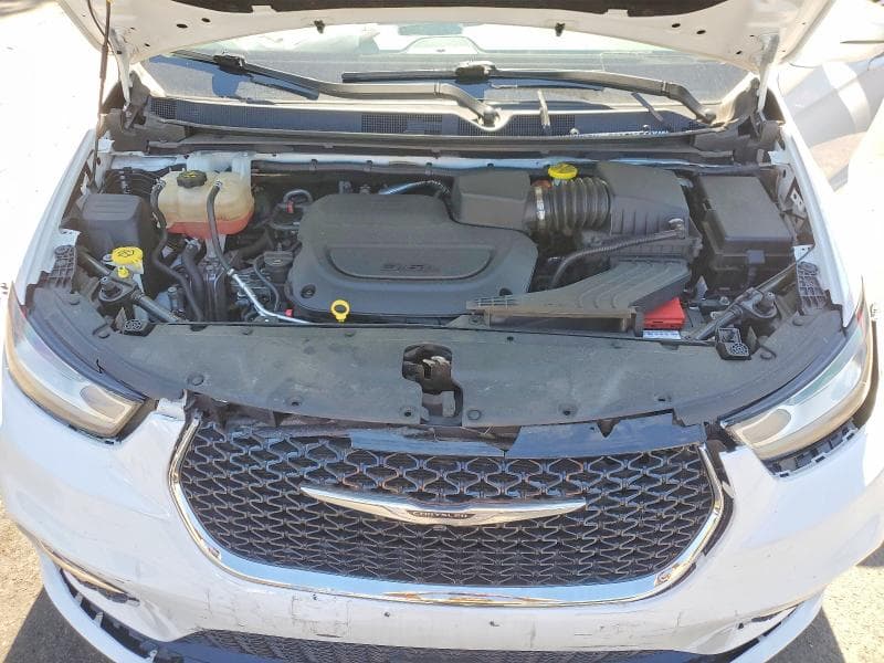 2022 CHRYSLER PACIFICA TOURING L 12